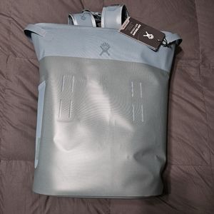 NWT, Hydro Flask 20 L Day Escape Backpack Soft Cooler.